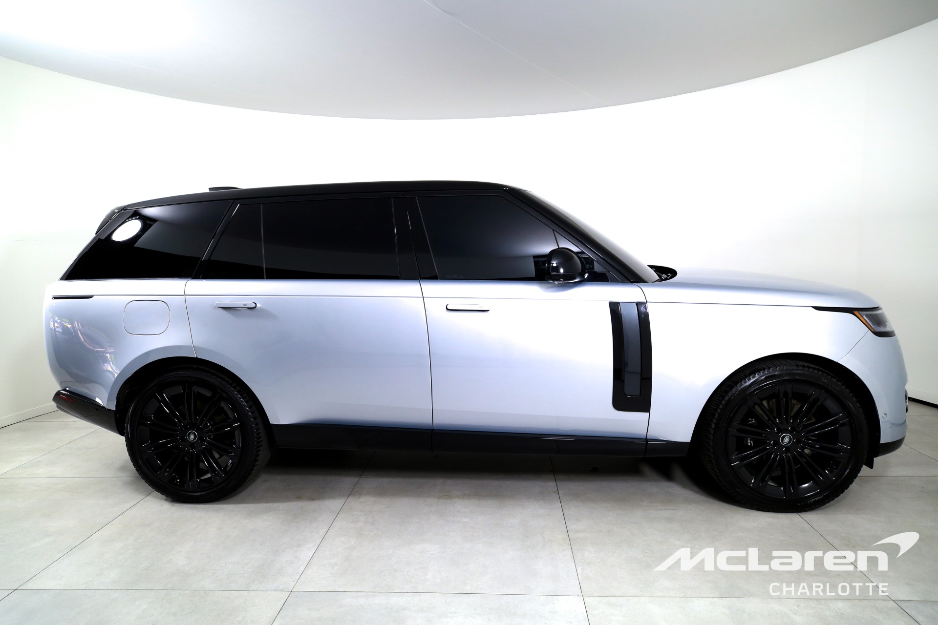 Used 2024 Land Rover Range Rover P530 SE LWB | Charlotte, NC