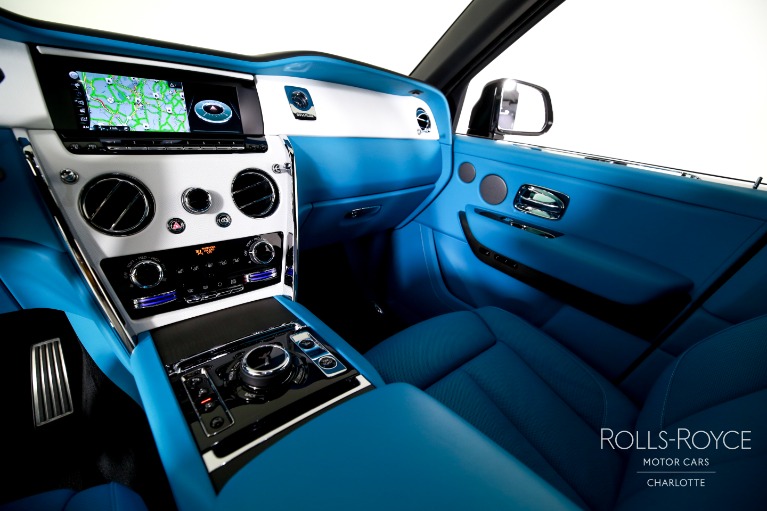Used-2024-Rolls-Royce-Cullinan