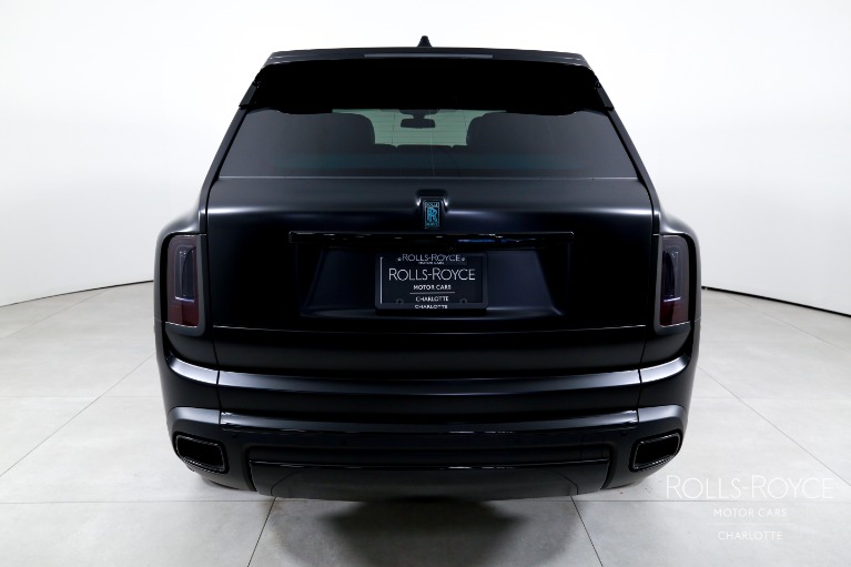 Used-2024-Rolls-Royce-Cullinan