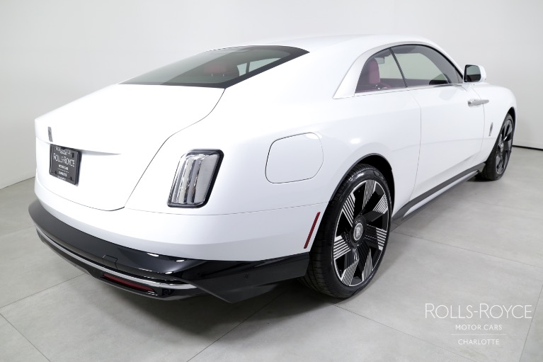 Used-2024-Rolls-Royce-Spectre