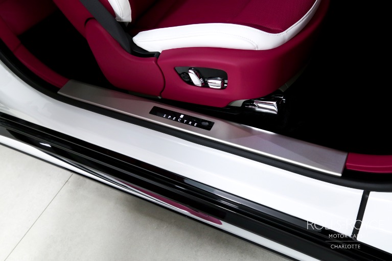 Used-2024-Rolls-Royce-Spectre