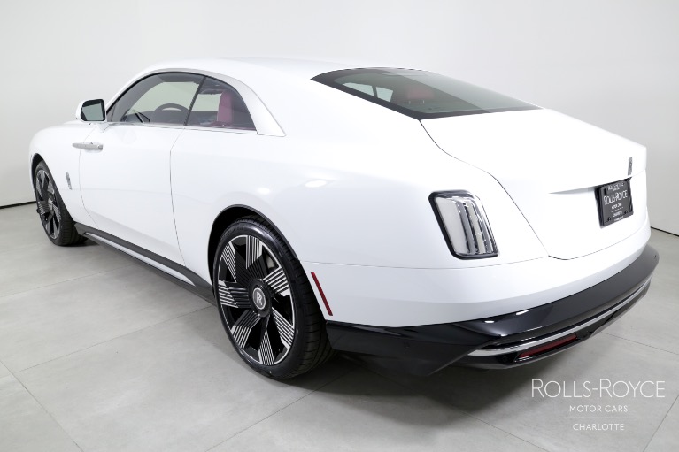 Used-2024-Rolls-Royce-Spectre