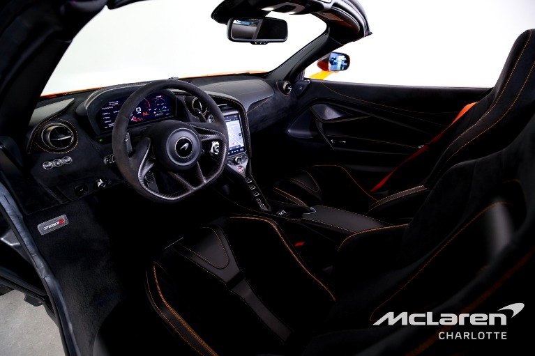 Used-2020-McLaren-720S-Spider-Performance