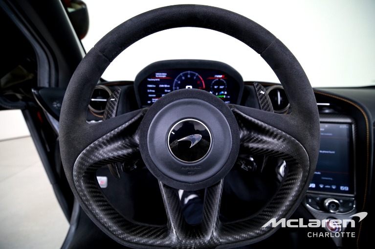 Used-2020-McLaren-720S-Spider-Performance