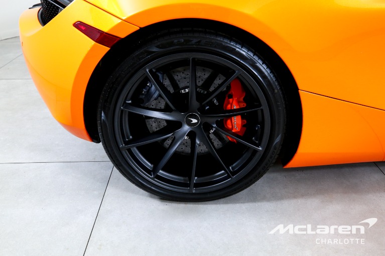 Used-2020-McLaren-720S-Spider-Performance