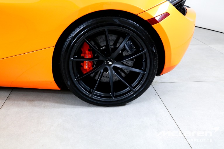 Used-2020-McLaren-720S-Spider-Performance