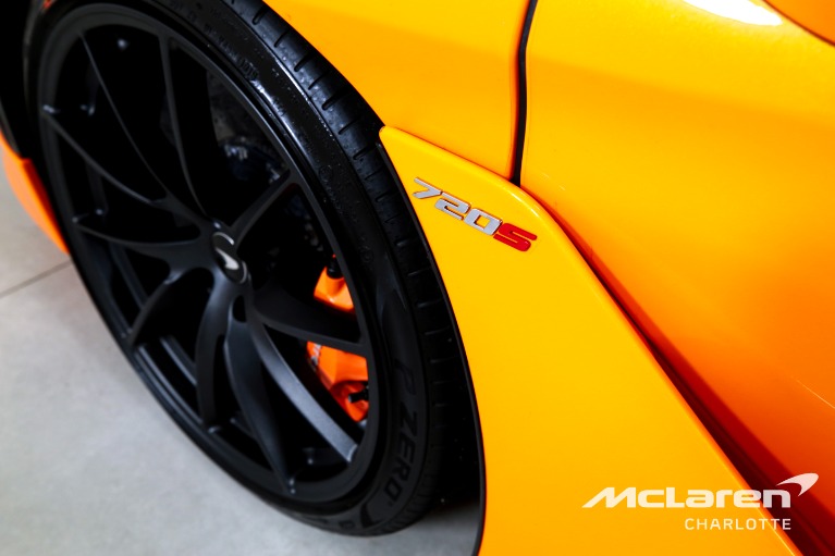 Used-2020-McLaren-720S-Spider-Performance