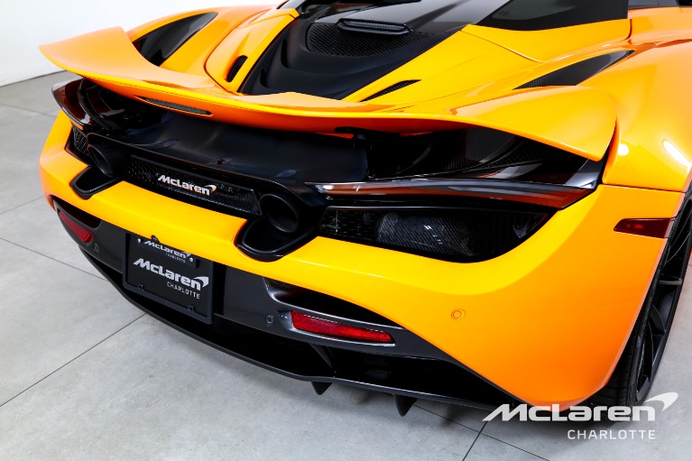 Used-2020-McLaren-720S-Spider-Performance