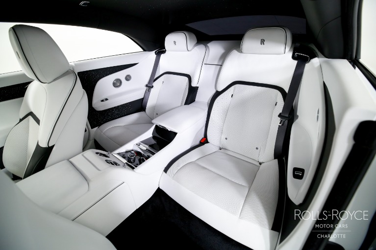 Used-2024-Rolls-Royce-Spectre