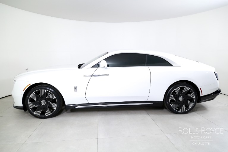 Used-2024-Rolls-Royce-Spectre