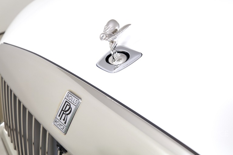 Used-2024-Rolls-Royce-Spectre