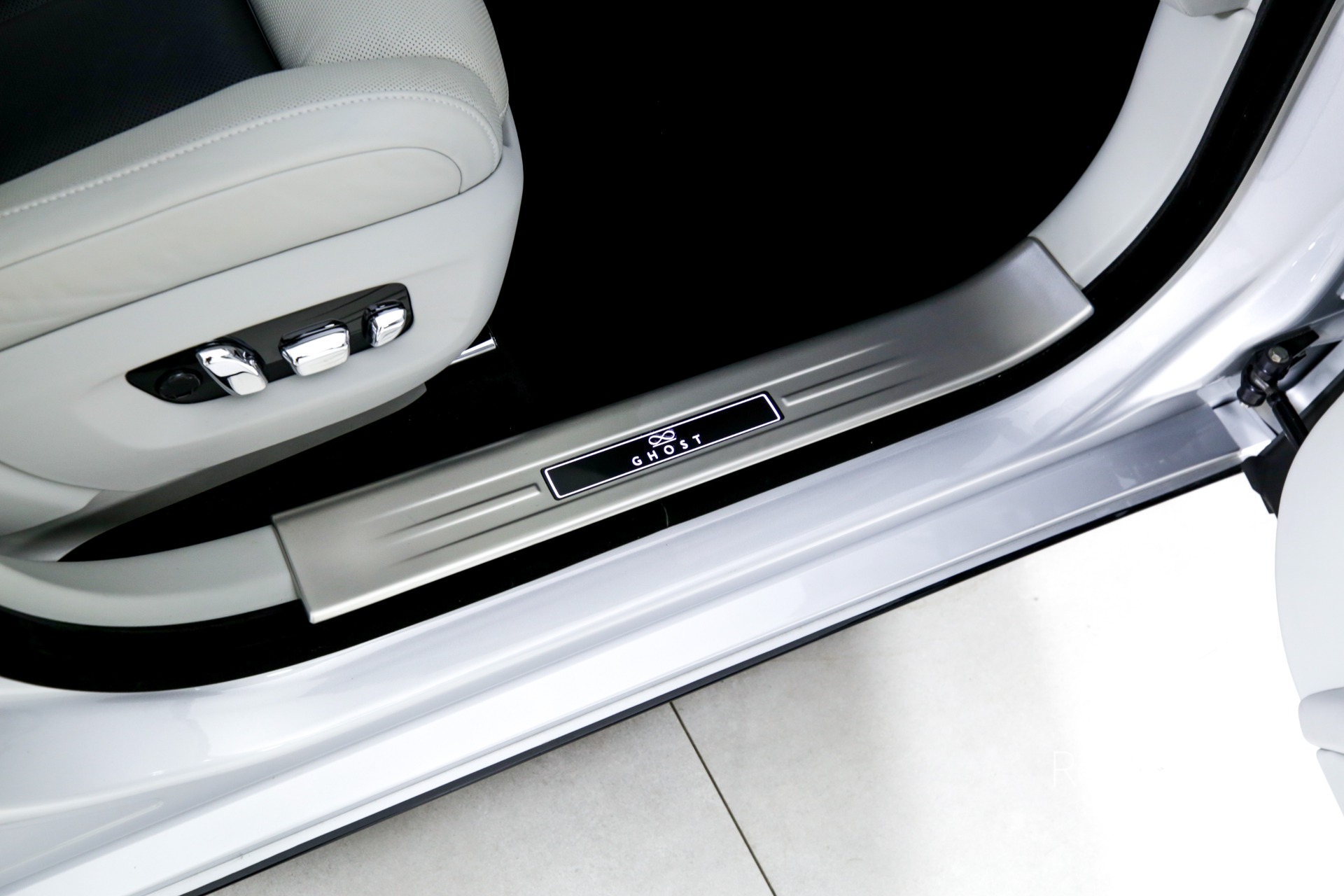 Used 2022 Rolls-Royce Black Badge Ghost | Charlotte, NC