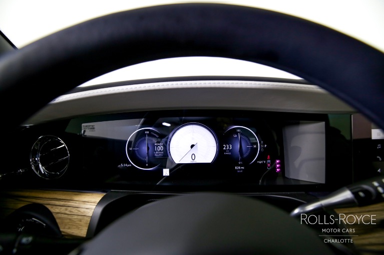 Used-2024-Rolls-Royce-Spectre