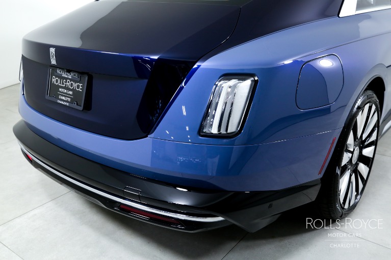 Used-2024-Rolls-Royce-Spectre
