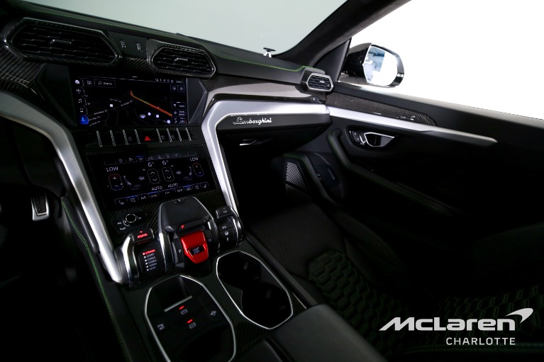 Used-2019-Lamborghini-Urus