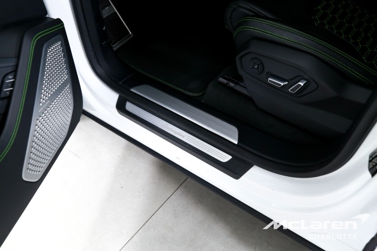 Used-2019-Lamborghini-Urus