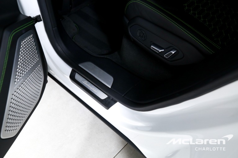 Used-2019-Lamborghini-Urus