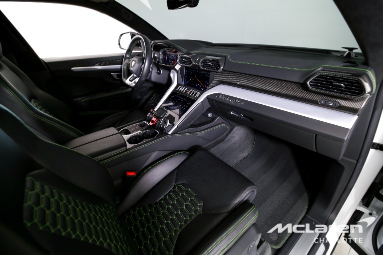 Used-2019-Lamborghini-Urus