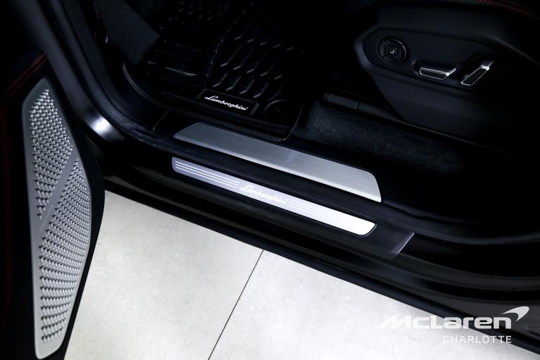 Used-2022-Lamborghini-Urus