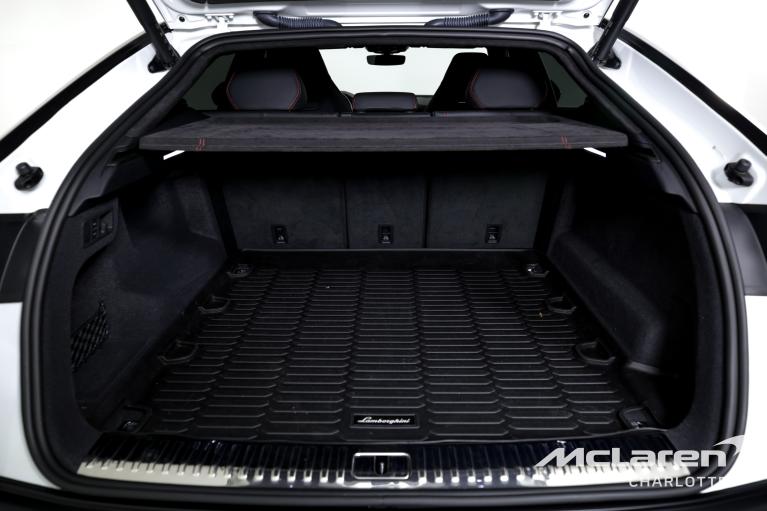 Used-2022-Lamborghini-Urus