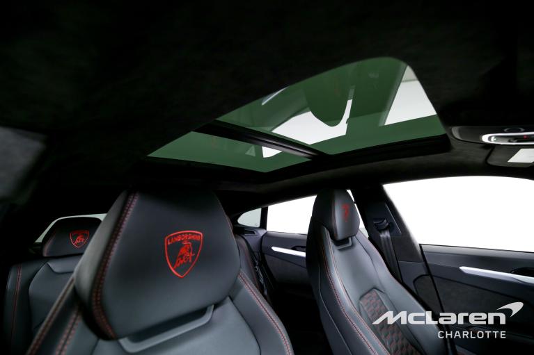 Used-2022-Lamborghini-Urus