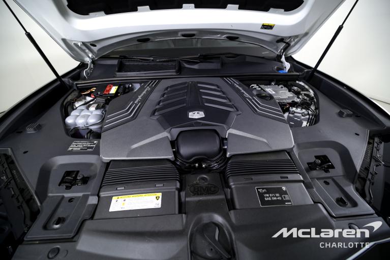 Used-2022-Lamborghini-Urus