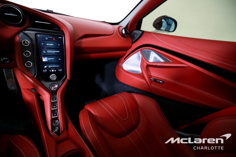 Used-2024-McLaren-750S