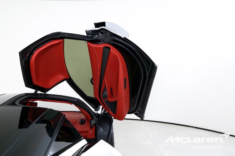 Used-2024-McLaren-750S