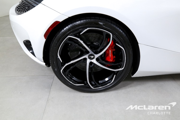 Used-2024-McLaren-750S