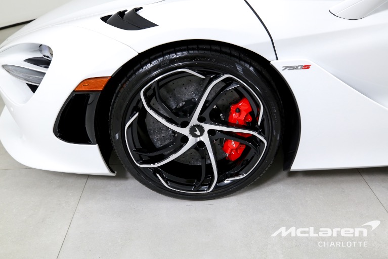 Used-2024-McLaren-750S
