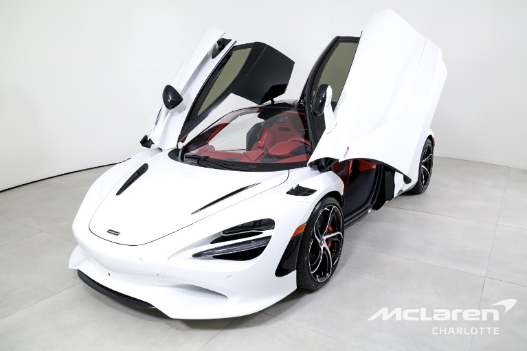 Used-2024-McLaren-750S