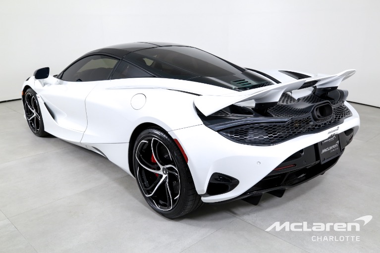 Used-2024-McLaren-750S