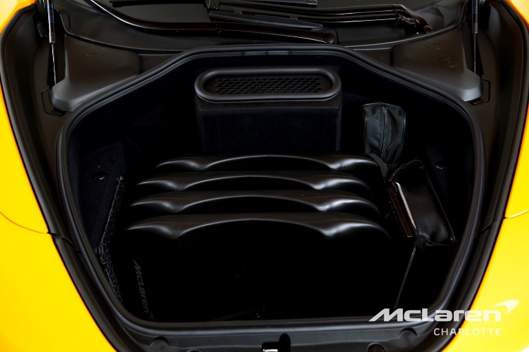 Used-2024-McLaren-750S-Spider