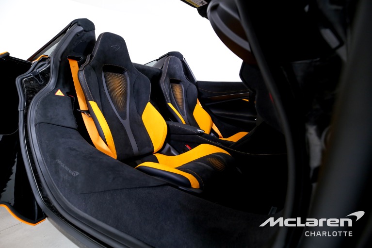 Used-2024-McLaren-750S-Spider