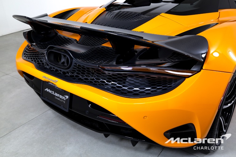 Used-2024-McLaren-750S-Spider
