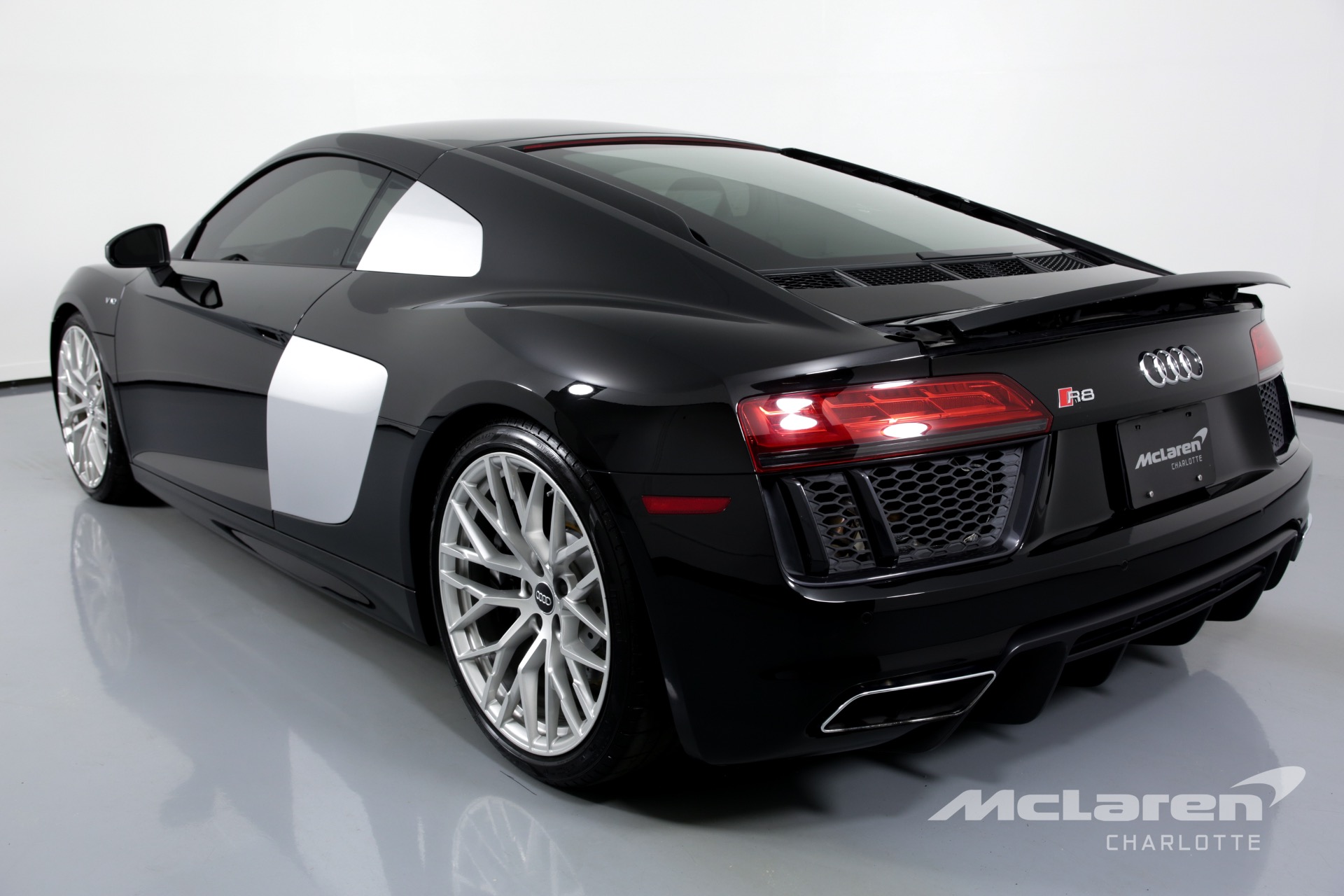 Used 2017 Audi R8 5.2 quattro V10 | Charlotte, NC