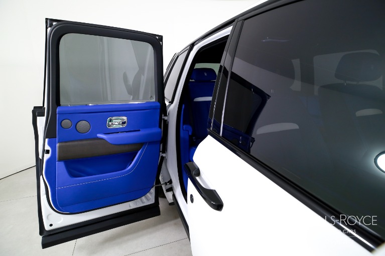 Used-2024-Rolls-Royce-Cullinan