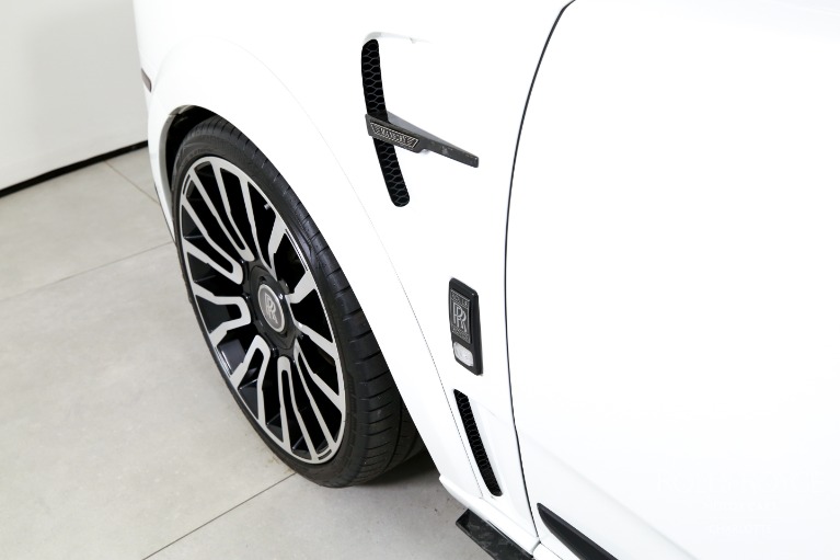 Used-2024-Rolls-Royce-Cullinan
