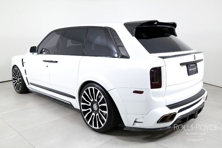 Used-2024-Rolls-Royce-Cullinan