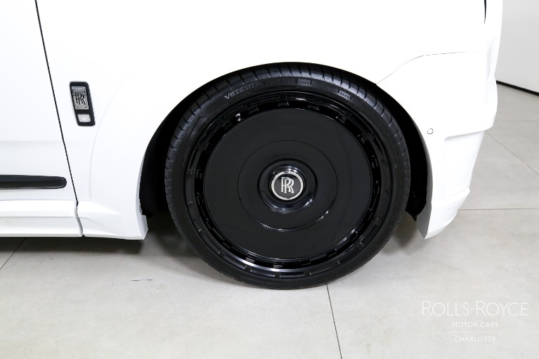 Used-2024-Rolls-Royce-Cullinan