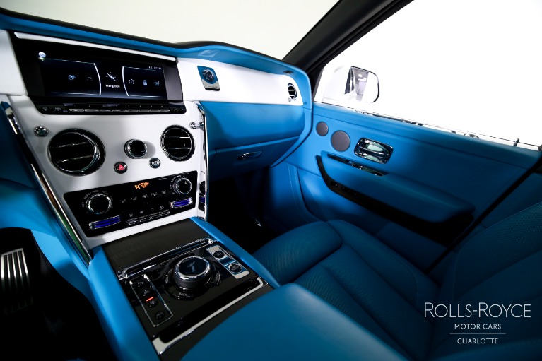Used-2024-Rolls-Royce-Cullinan