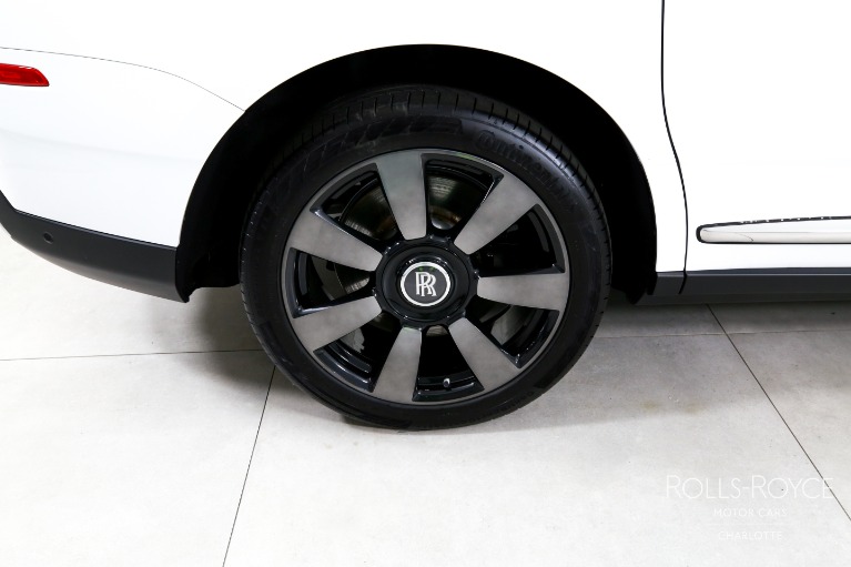 Used-2024-Rolls-Royce-Cullinan