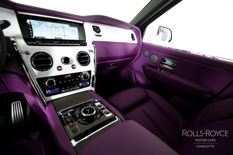 Used-2024-Rolls-Royce-Cullinan