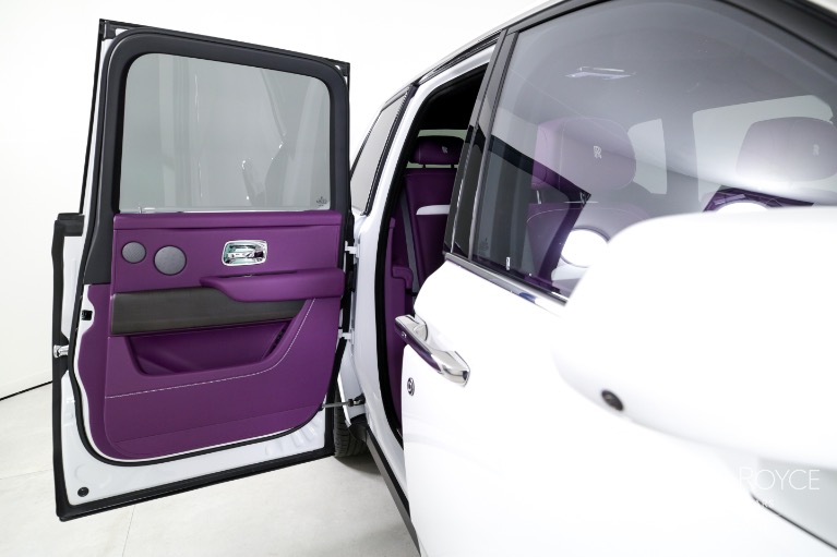 Used-2024-Rolls-Royce-Cullinan