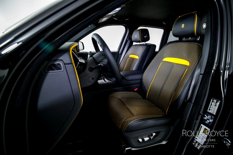 Used-2024-Rolls-Royce-Black-Badge-Cullinan