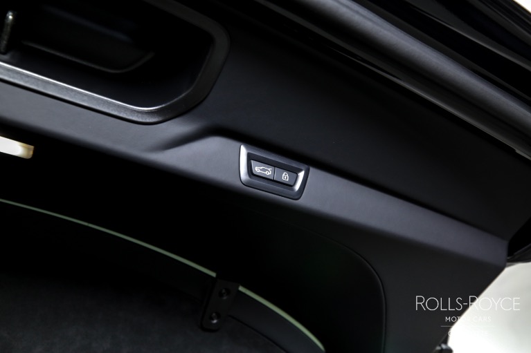 Used-2024-Rolls-Royce-Black-Badge-Cullinan