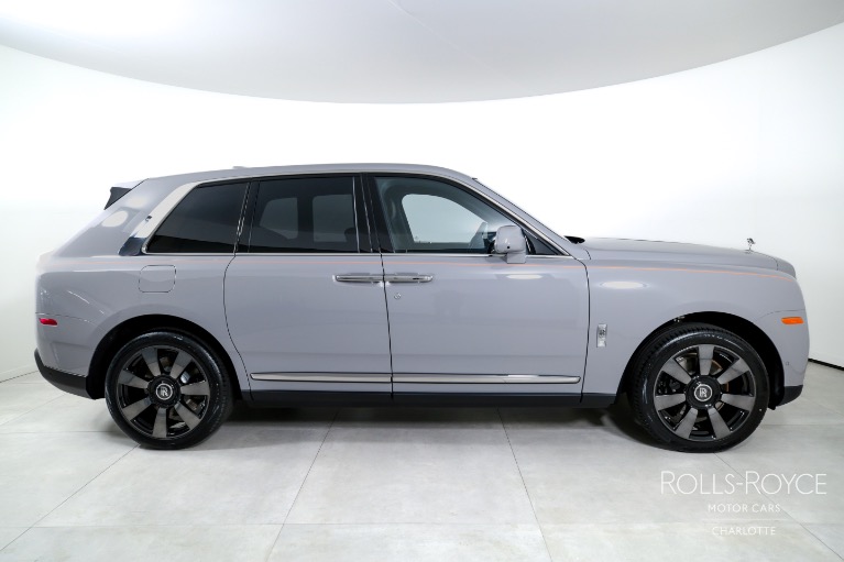 Used-2024-Rolls-Royce-Cullinan