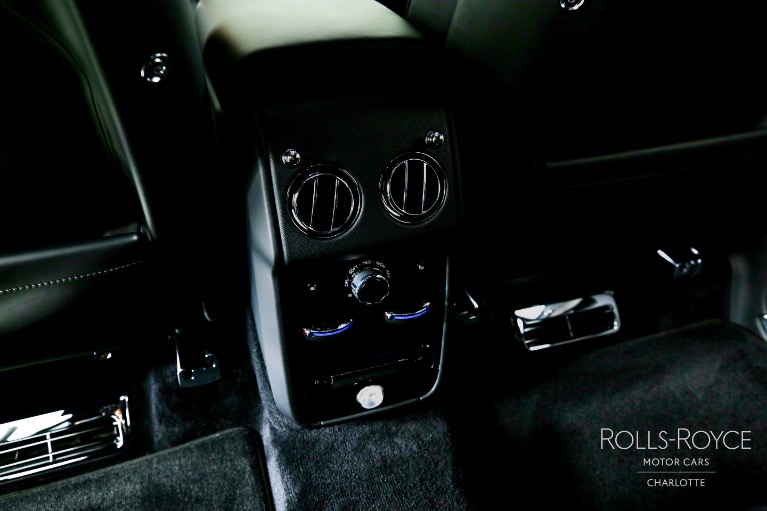 Used-2024-Rolls-Royce-Cullinan