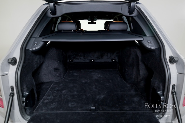 Used-2024-Rolls-Royce-Cullinan-MANSORY