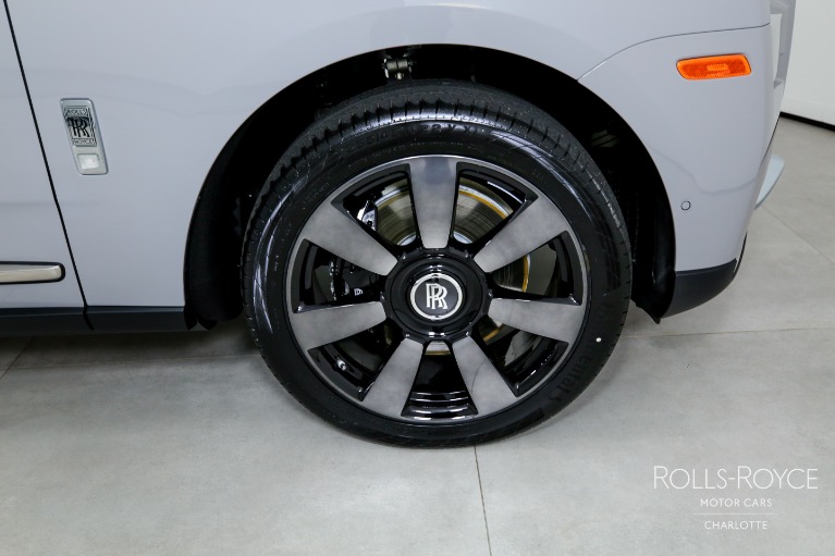 Used-2024-Rolls-Royce-Cullinan